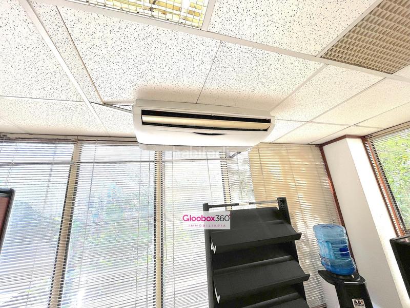 Foto 83bd8076-e230-4d39-baa1-b351c38f590e. Rent office space in avenida s jordi 31 in Centre Reus