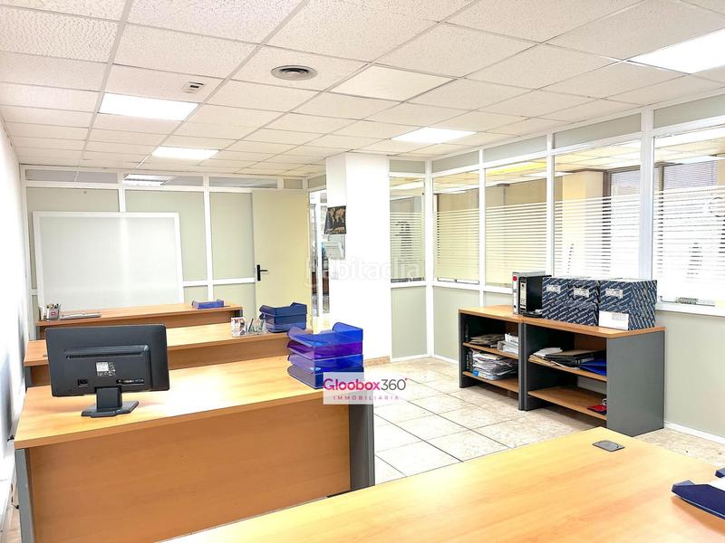 Foto 89bcf85a-a2c5-4e75-843a-48eacb366b4a. Rent office space in avenida s jordi 31 in Centre Reus