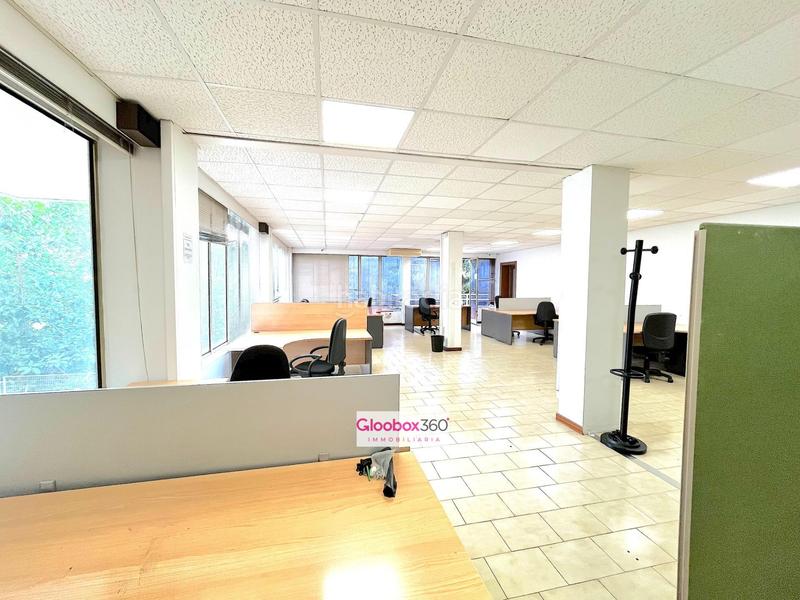 Foto 9116ca3a-09d4-42a0-83b8-71da8dc68c0d. Rent office space in avenida s jordi 31 in Centre Reus