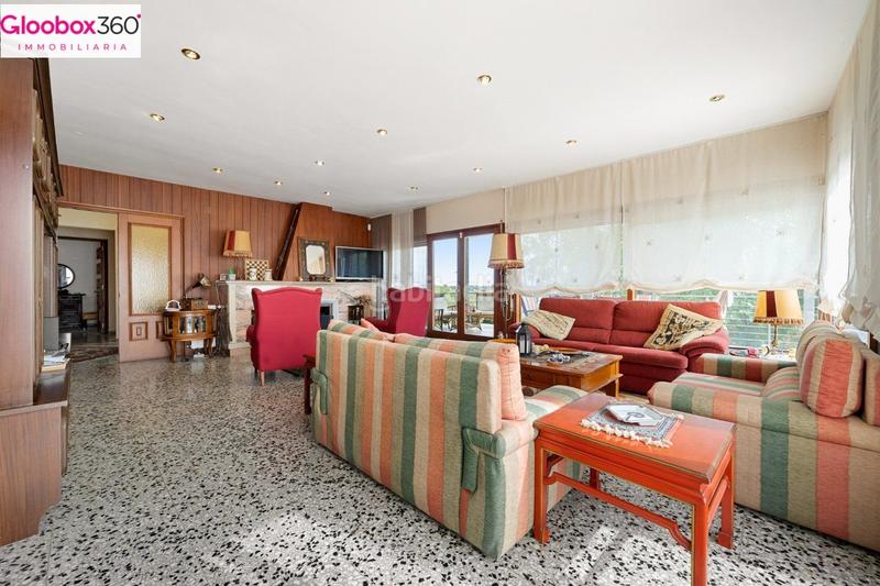 Foto c2313d60-b9b0-46d6-9c07-9ccd2c8110ff. Xalet a carretera burgar del a Riudoms