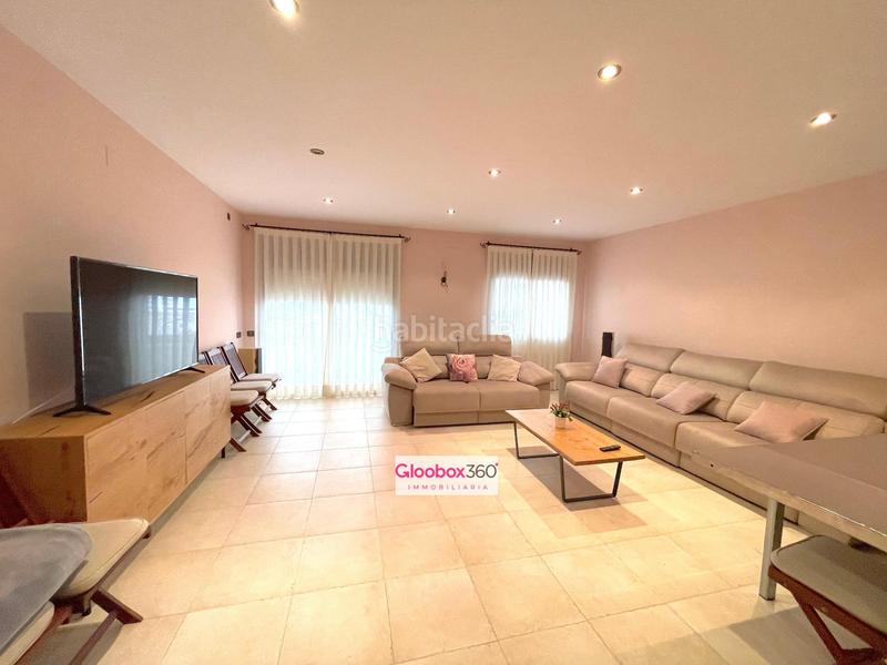 Foto 59432987-319f-434d-ab79-e6f943eea8e1. House with heating parking in Riudoms