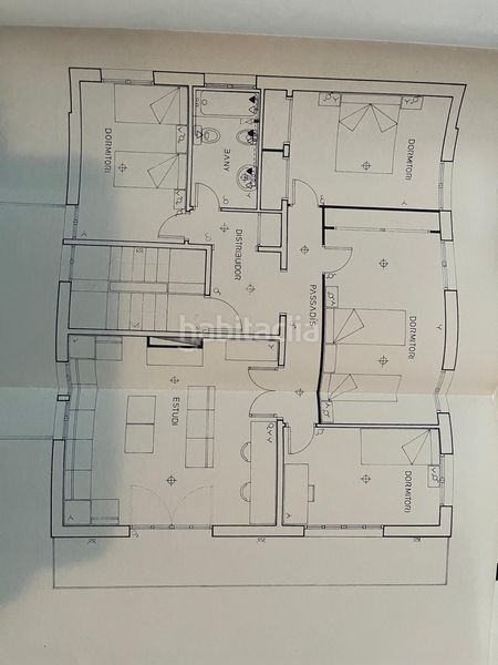 Foto 13cb6df3-47b5-4a38-8d49-c361c07d028a. Chalet  esquinero con jardín en quintana ideal para dos familias, amplitud, privacidad y ubicación privilegiada en Reus