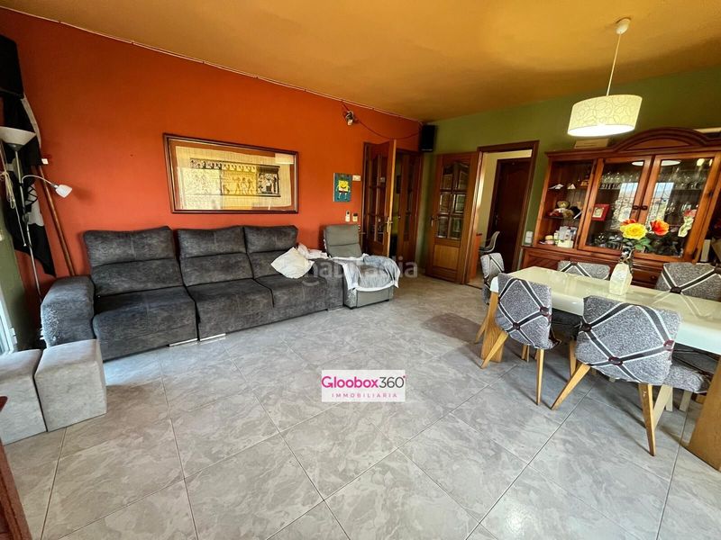 Foto 51513489-ba96-4029-b6e6-8fe9cc12aef7. Chalet  esquinero con jardín en quintana ideal para dos familias, amplitud, privacidad y ubicación privilegiada en Reus