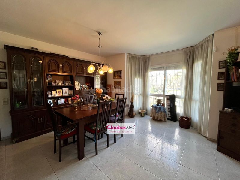 Foto 80433d93-3c9a-429e-bbd7-b48d3301cdd6. Chalet  esquinero con jardín en quintana ideal para dos familias, amplitud, privacidad y ubicación privilegiada en Reus