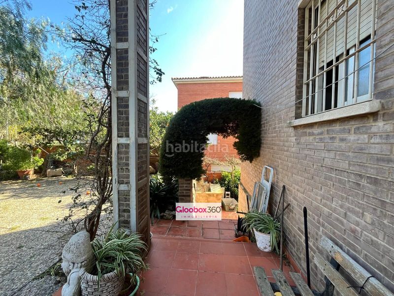Foto 82afa518-e090-4fb2-b2ba-ffb689806793. Chalet  esquinero con jardín en quintana ideal para dos familias, amplitud, privacidad y ubicación privilegiada en Reus