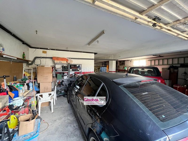 Foto b4d9ac03-114b-40ae-9bda-afe1a8afa6fa. Chalet  esquinero con jardín en quintana ideal para dos familias, amplitud, privacidad y ubicación privilegiada en Reus