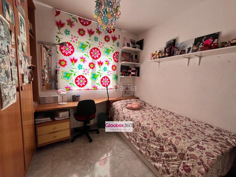 Foto e7bec437-5538-4cdb-8795-d29a750816bb. Chalet  esquinero con jardín en quintana ideal para dos familias, amplitud, privacidad y ubicación privilegiada en Reus