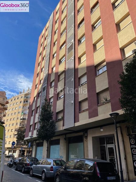 Foto 77e13a53-f423-4ace-be5a-ffb913131da9. Flat with heating in Centre Reus