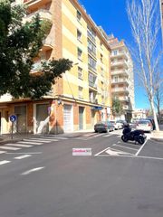 Local commercial  Carrer de frederic soler. Local listo para empezar a trabajar en reus  ideal emprendedores