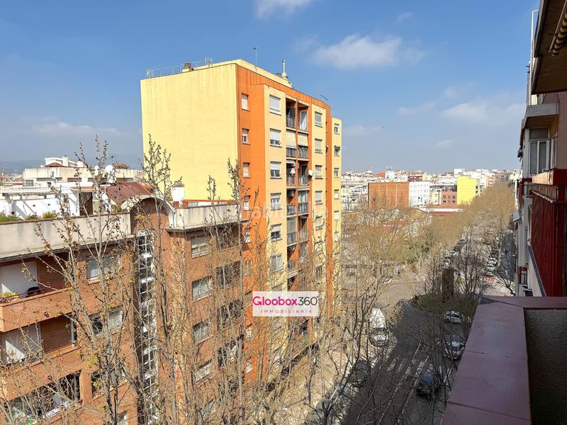 Foto e3f880e4-f59a-44c0-99b6-4f7744556c2f. Flat with heating in Centre Reus
