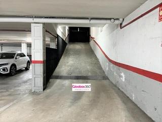 Aparcament cotxe a Arago d' 9. Se venden dos plazas de parking en riera arago, 9 1