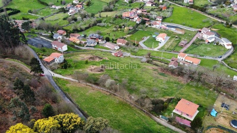 Foto f3b5424a-3af4-4e84-9644-eae7f6500e2a. Terreny residencial a Pravia