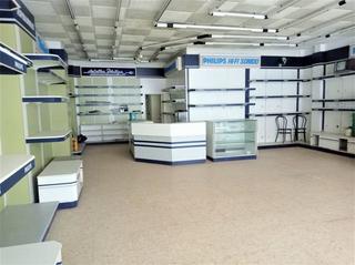 Local Comercial a Avenida de santiago lópez 4. Local en venta en  pravia, asturias