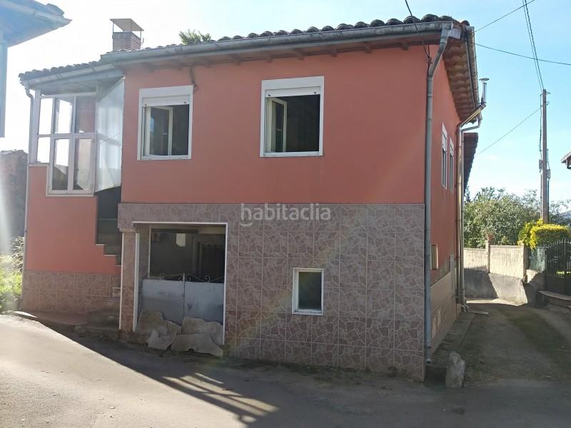 Foto 62a527ed-c8f7-4855-b6d0-ee4b7f2b8982. Maison jumelée avec parking dans Pravia