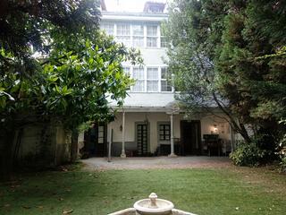 Casa adossada a Avenida de santiago lópez 4. Adosado en venta en  pravia, asturias