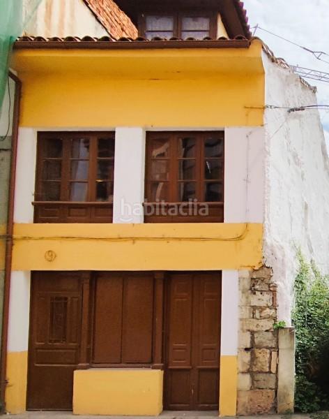 Foto e3710a45-b88a-44eb-be65-05cbe8dcec4b. Casa adosada en calle suárez valdés 9 adosado en venta en , asturias en Grado