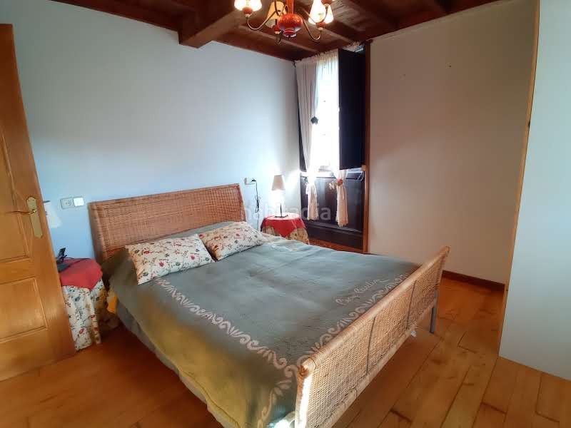 Foto 15ef8a40-8625-4533-83d1-b3f0f3361bff. Casa a n/a a Salas