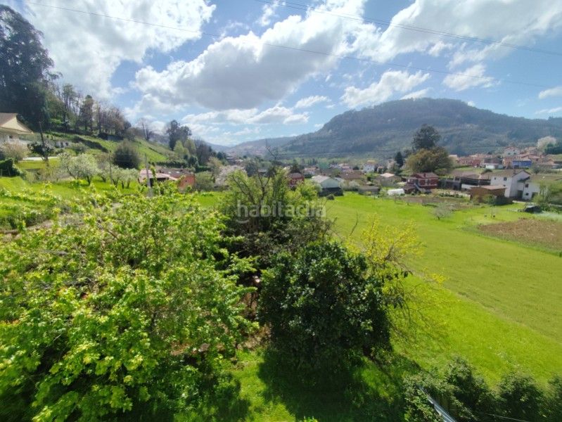 Foto f448ac26-8740-4bf5-94df-68e2f9e1fed4. Casa adossada a n/a a Pravia