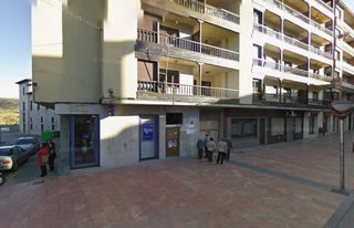 Geschäftsraum in N/a. Local en venta en  grado, asturias