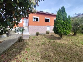 Casa  N/a. Casa en venta en  pravia, asturias
