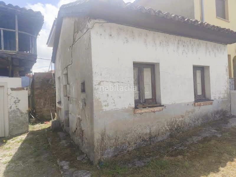 Foto 0f69f483-4e79-4ddd-858c-406ef31cb87c. Casa a n/a a Pravia