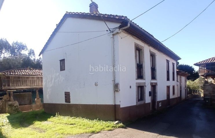 Foto d5113a60-5c9e-48c2-891c-486fde23ee8f. Casa a n/a a Pravia
