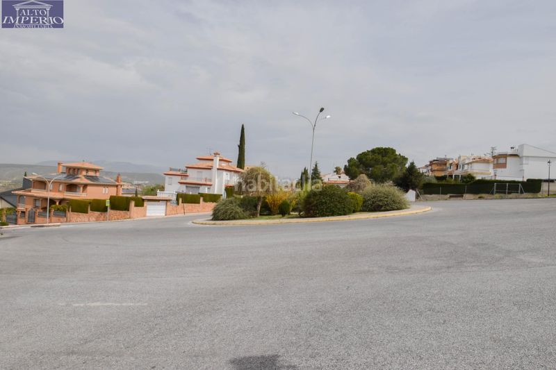 Foto 4987d567-f190-4252-a72c-52f31cec4b12. Terreno residencial en calle de trevenque 17 parcela edificable en el barrio en Monachil