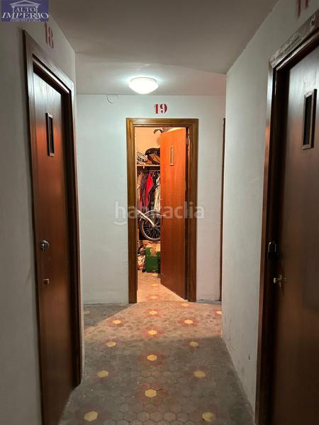 Foto 417290f3-3025-45e9-979d-25c22c0e6eb8. Parking voiture dans Pajaritos Granada