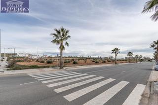 Terreny residencial  Calle margarita salas. Maravillosa parcela de 1000m2 en urbanización la nativa con posi