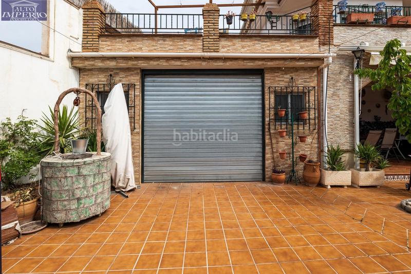 Foto 9cf24a80-e11b-4e70-ad73-ac9c899c54fe. Chalet en calle el tejo 19 en Barrio de la Vega Monachil