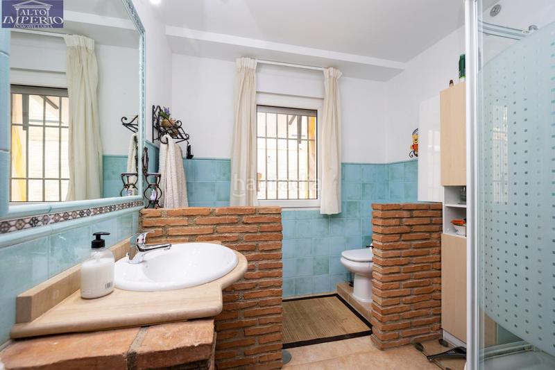 Foto f0ac3e44-6c13-4972-9b66-6aecc45375c9. Chalet en calle el tejo 19 en Barrio de la Vega Monachil