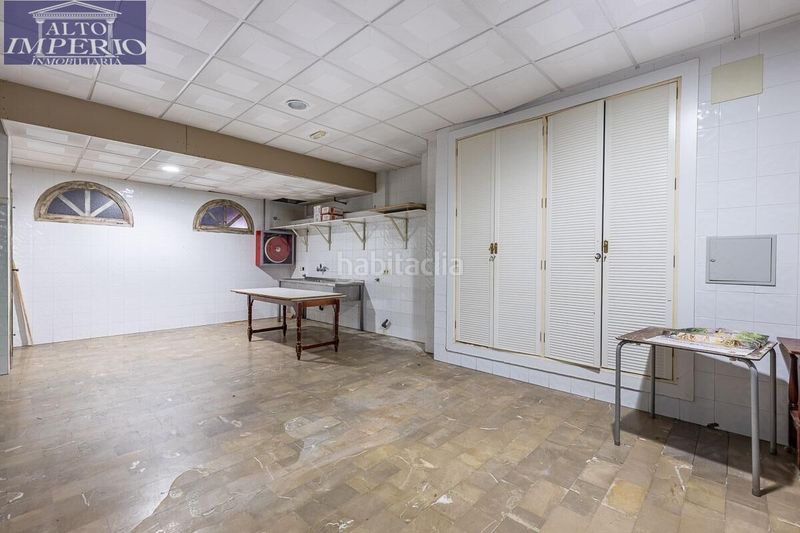 Foto 2c60bd4e-da6a-4e46-b48d-e8732fd9da94. Local comercial a Pinos Genil