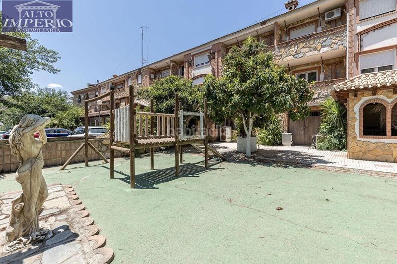 Foto d932386c-b4e9-46fb-99fe-e57a8b306489. Local comercial a Pinos Genil