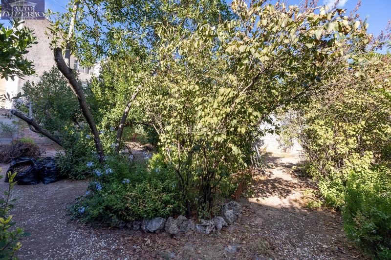 Foto fbf73963-fccf-4e88-bd29-e618f8bcc866. Wohngrundstück in Peligros