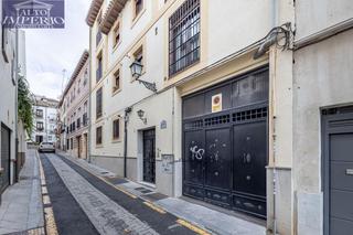 Parking coche  Calle huerto de san cecilio. Realejo zona