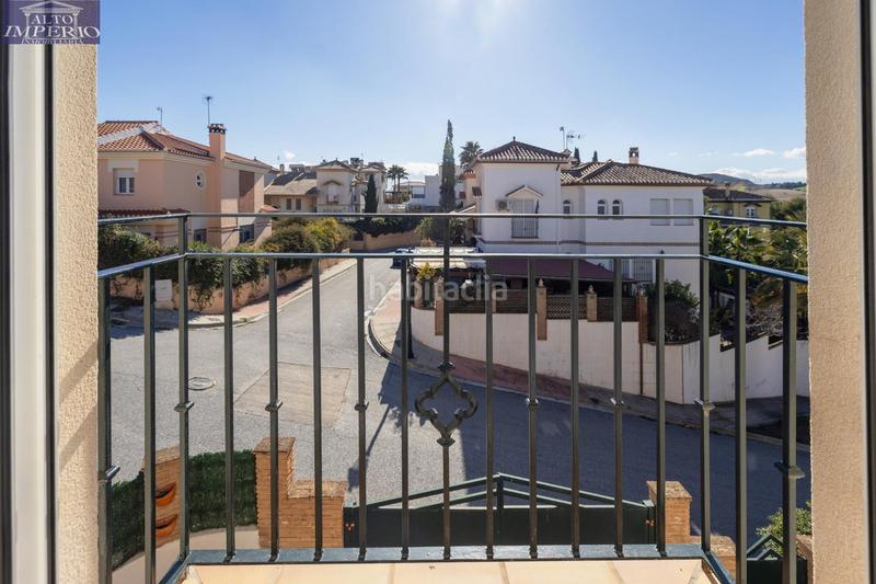 Foto a7f4e5cd-641f-486d-9f29-47bea004dcbe. Xalet amb calefacció aparcament piscina a Urbanizaciones Alhendín