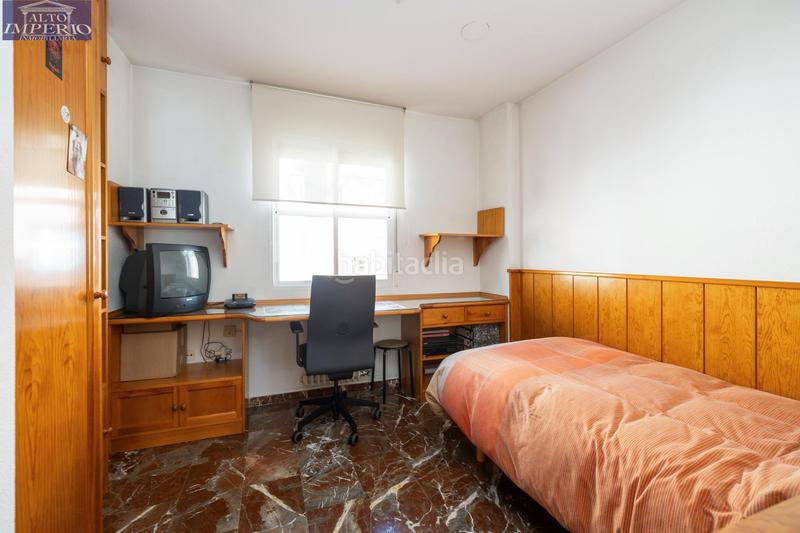Foto 437553e5-1f5c-4ecf-8412-1e4360c587cf. Casa adosada espectacular casa ubicada en el exclusivo barrio de albayda, diseñada con una distribución funcional en Granada
