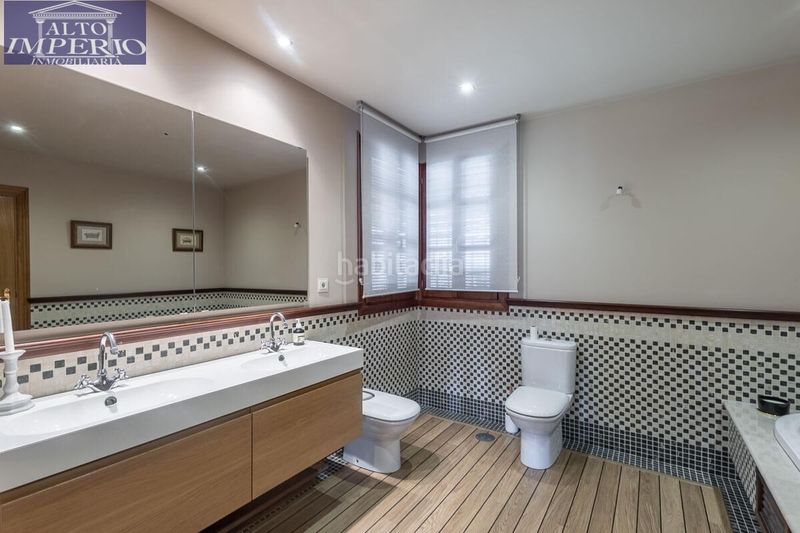 Foto f5b0fba4-c271-4380-95c9-a7f6cc1e7df0. Xalet amb aparcament piscina a Ogíjares