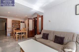 Piso  Calle guarnon. Fantastico piso de 7 habitaciones en bola de oro!!