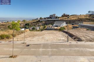 Terreny residencial a Calle calle fuente vaqueros 9. Estupenda parcela con magníficas vistas en la zubia