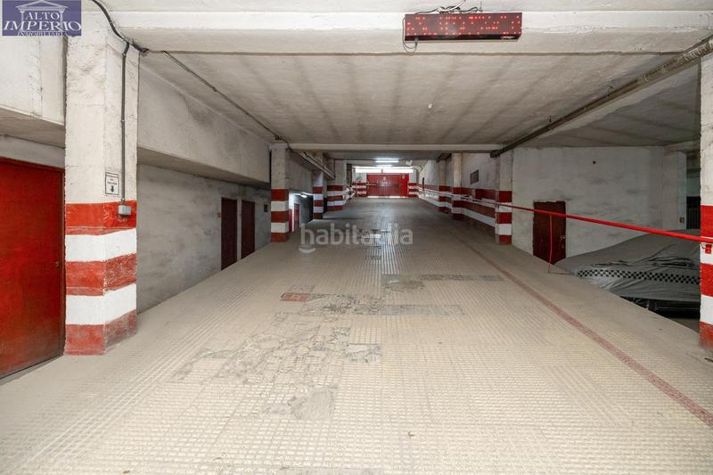 Foto 5942054c-8d77-467a-9707-837b2b6ac9e8. Posto auto in Pajaritos Granada