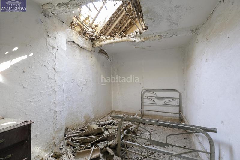 Foto 50b025d0-a12e-426c-98ed-61473d7fa160. Masía gran vivienda para reformar en el centro de dilar en Dílar