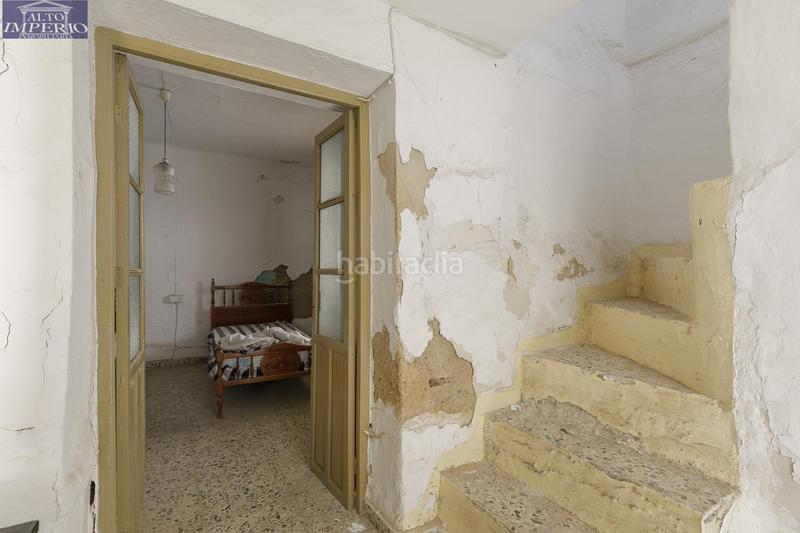 Foto 6ad55fee-790f-4d8f-a0a2-afb48a3a125a. Masía gran vivienda para reformar en el centro de dilar en Dílar