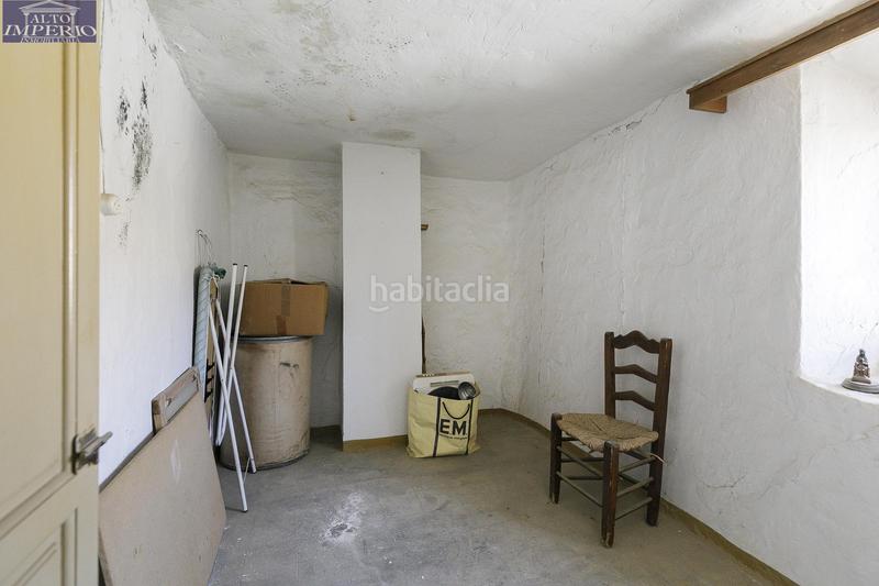 Foto 79eb08c5-8162-44a8-aee4-abbb85b336c7. Masía gran vivienda para reformar en el centro de dilar en Dílar