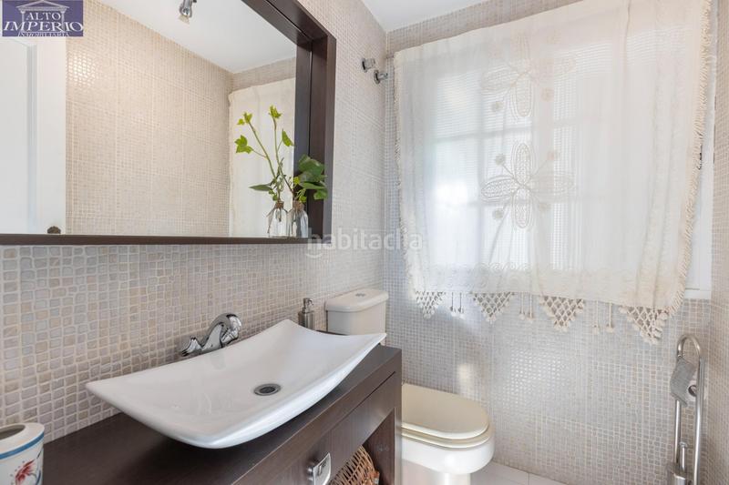 Foto 2ee674b5-922f-49da-9745-4e040ae73efa. Chalet mit heizung parking pool in La Zubia Ciudad Zubia (La)