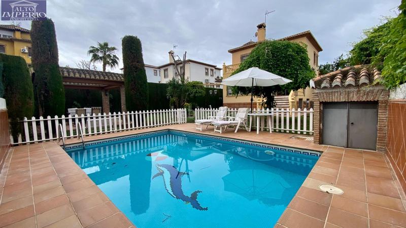 Foto d01a973d-ce4e-478c-b9bf-3bb13a7dad92. Chalet mit heizung parking pool in La Zubia Ciudad Zubia (La)