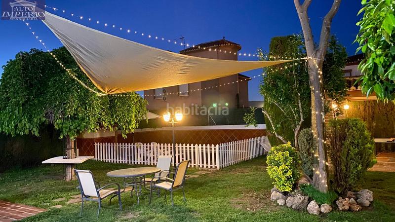 Foto b697885e-0b0d-4fc3-8e8c-b0a0ba173130. Chalet avec chauffage parking piscine dans La Zubia Ciudad Zubia (La)