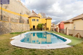 Reihenhaus  Del pino. Exclusiva casa en la bermejena