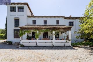 Chalet  Camino camino del cerro. Espectacular villa en otura