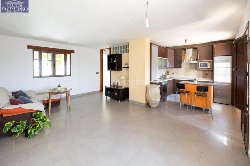 Foto 4083648c-a17a-4a0b-92c9-525e45a3d243. Casa  en venta albaicin vistas directas hacia la alhambra en Granada